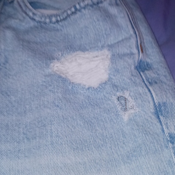 American eagle women's distressed jeans size 2 regular. - Picture 3 of 9